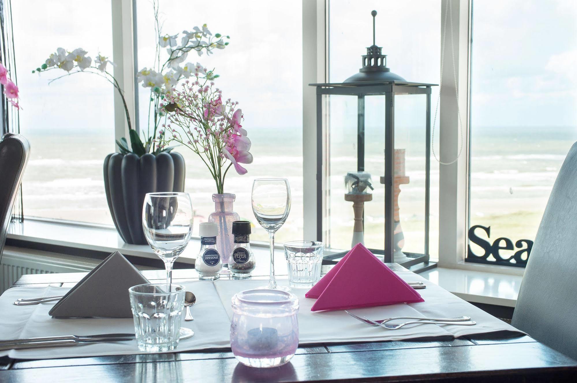 Strandhotel Het Hoge Duin Wijk aan Zee Esterno foto