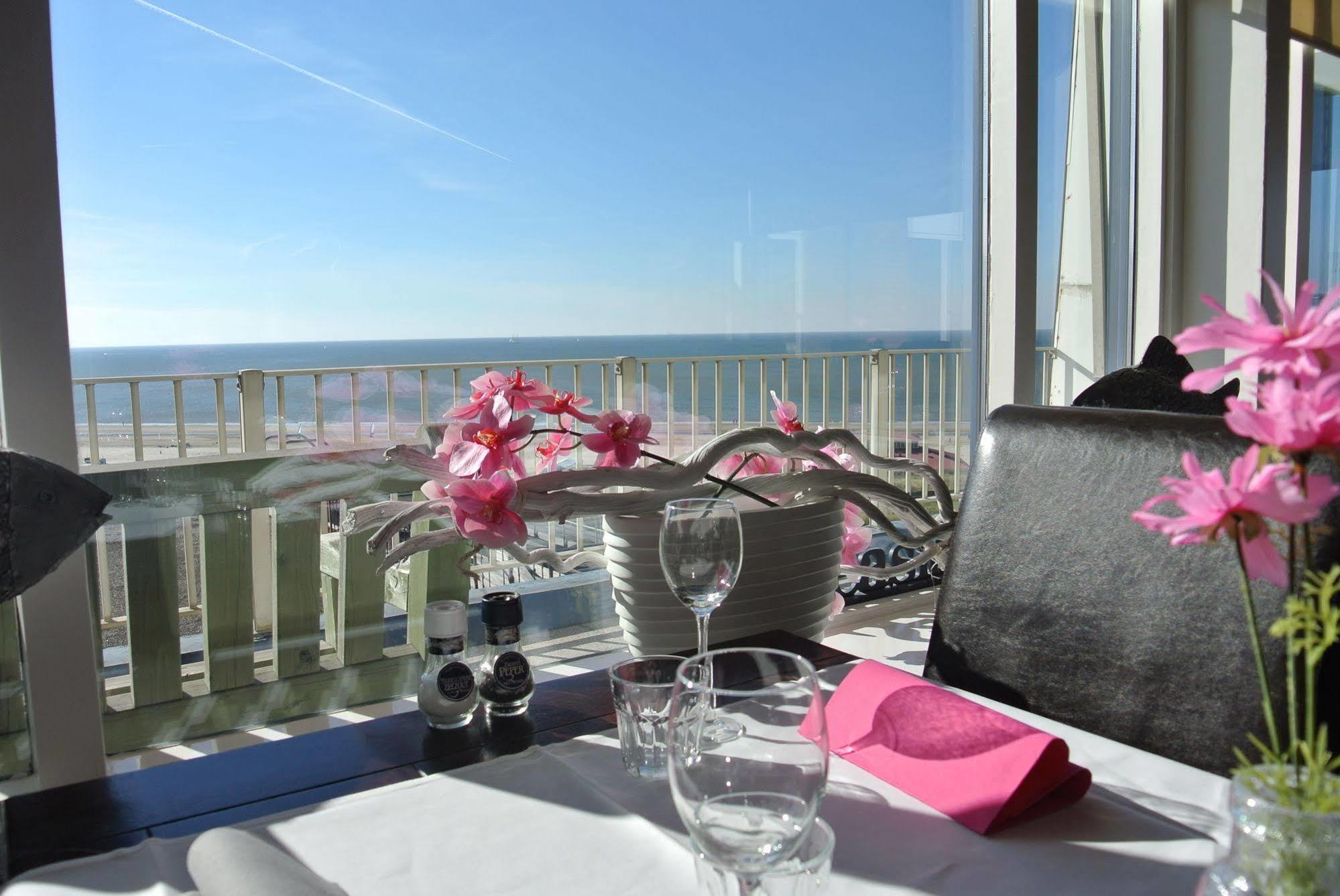 Strandhotel Het Hoge Duin Wijk aan Zee Esterno foto